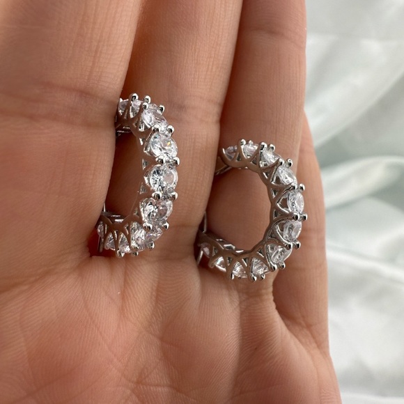 Anthropologie wedding earrings Zircon diamond unique Silver Hoop Earrings - Picture 8 of 9